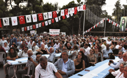 Bornovalılar, Aşure Günü’nde bir araya geldi