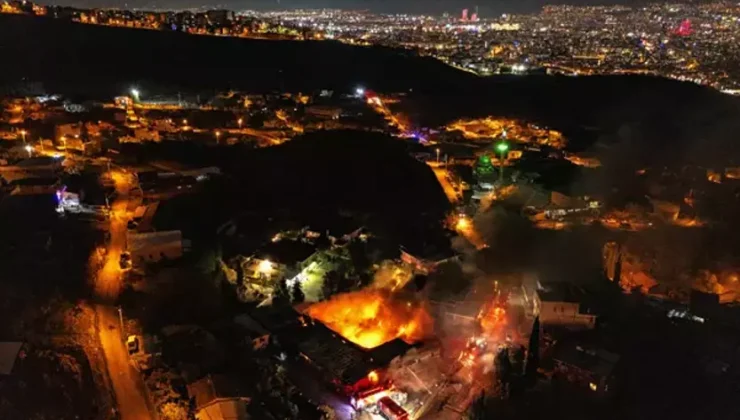 İzmir’de tekstil fabrikasında korkutan yangın