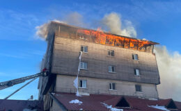 Kartalkaya Kayak Merkezi’nde bir otelde çıkan yangında 10 kişi hayatını kaybetti, 32 kişi yaralandı