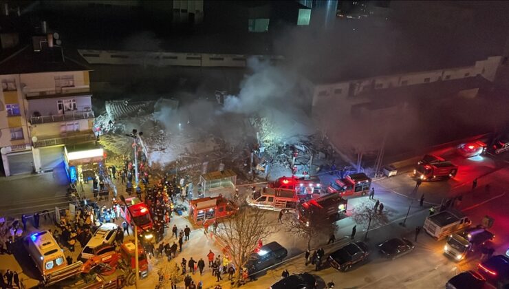 Konya’da 3 katlı bina çöktü